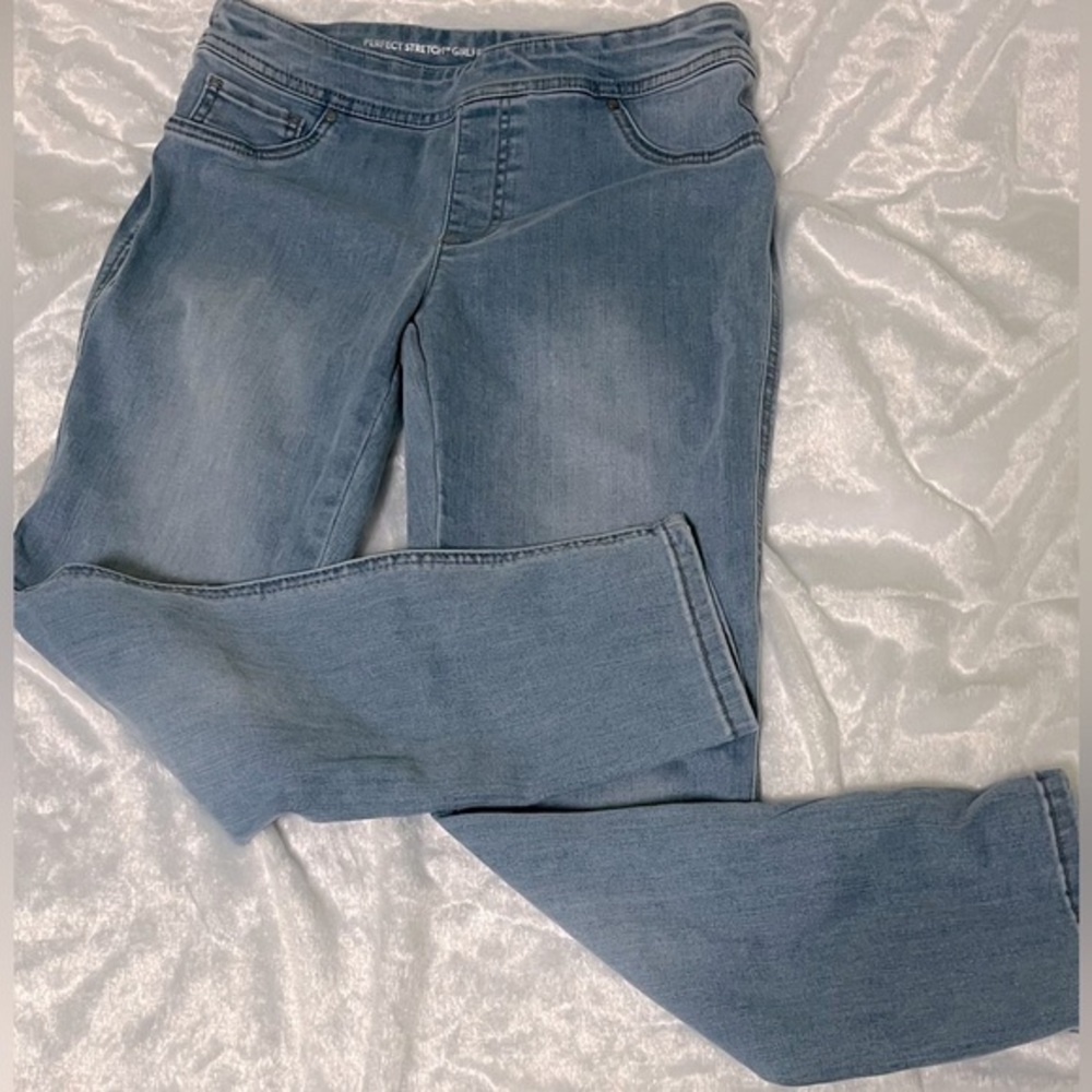 Chico’s Perfect Stretch Girlfriend Ankle Jeans